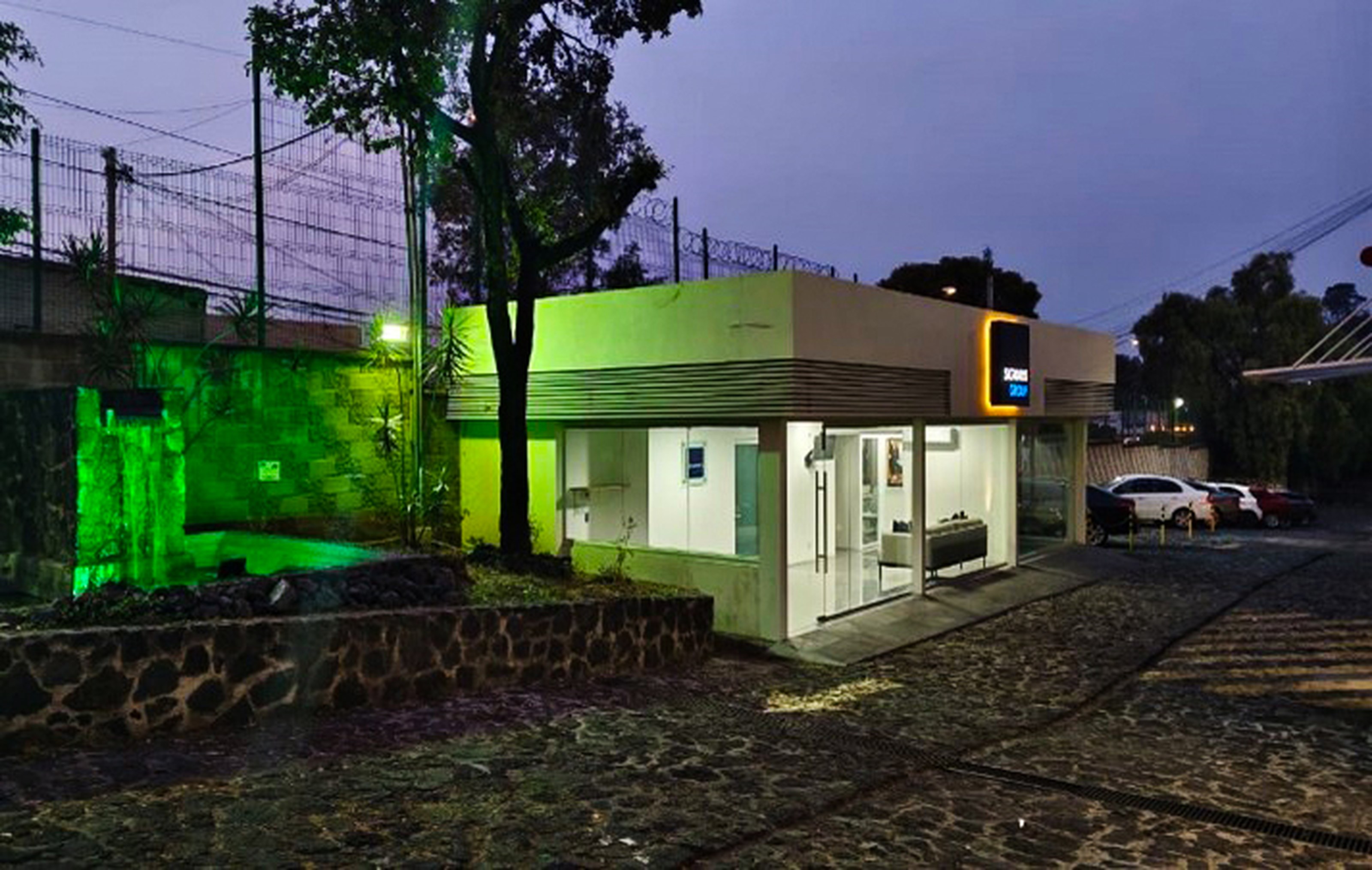Nueva tienda abre en Pedregal